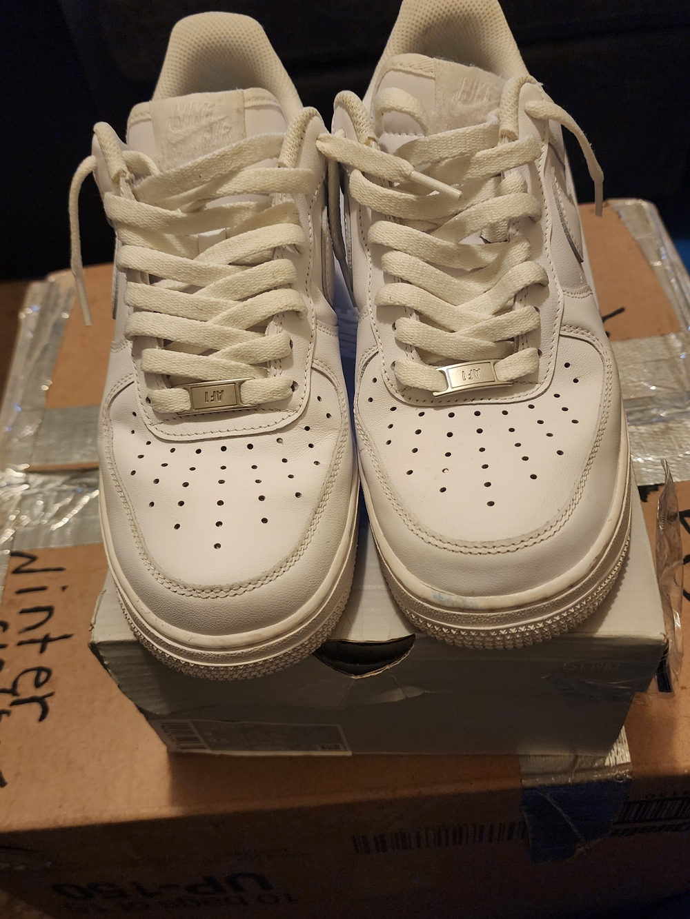 Nike Air Force 1 Low Af107 Triple White Siz8 With Original Box need Wiping Down